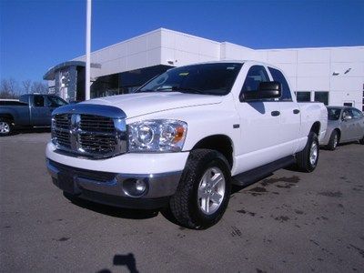 2008 quad  5.7l big horn no reserve
