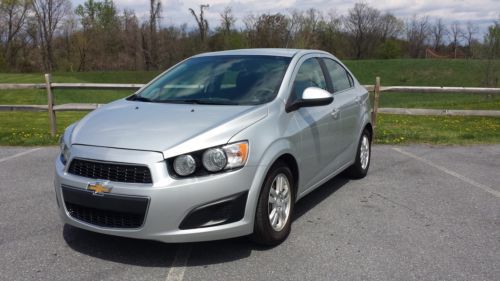 2012 chevrolet sonic lt - silver - auto - 21k miles