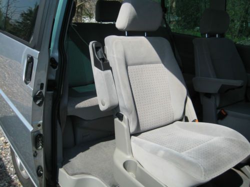 VW Eurovan MY2001, Silver, needs engine repair, image 3