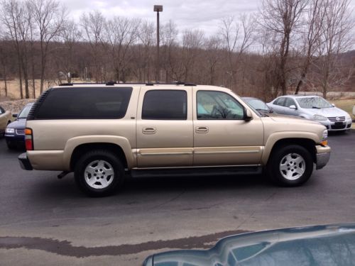 NO RESERVE NR 2005 CHEVY SUBURBAN 4x4 RUNS GOOD, image 16