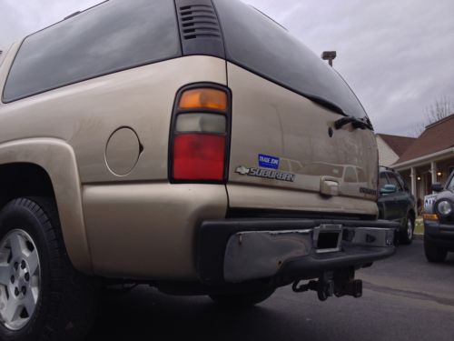 NO RESERVE NR 2005 CHEVY SUBURBAN 4x4 RUNS GOOD, image 23
