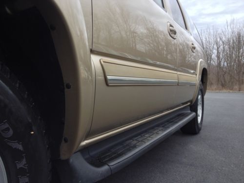 NO RESERVE NR 2005 CHEVY SUBURBAN 4x4 RUNS GOOD, image 39