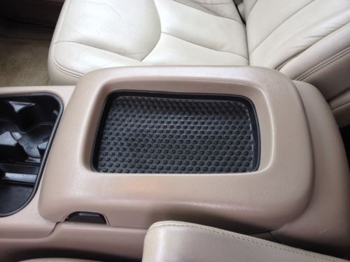 NO RESERVE NR 2005 CHEVY SUBURBAN 4x4 RUNS GOOD, image 63