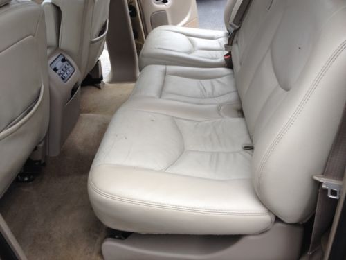 NO RESERVE NR 2005 CHEVY SUBURBAN 4x4 RUNS GOOD, image 75