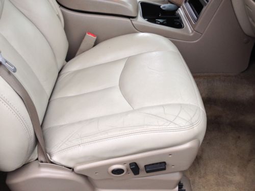 NO RESERVE NR 2005 CHEVY SUBURBAN 4x4 RUNS GOOD, image 93