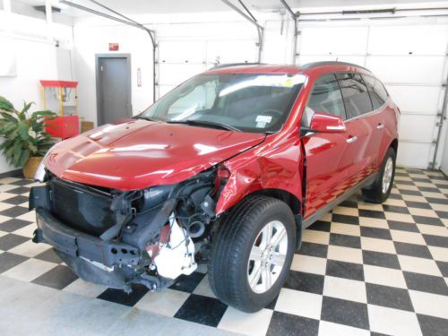 2012 chevrolet traverse lt 4x4 31k no reserve salvage damaged rebuildable