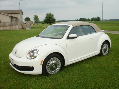 2013 vw beetle convertable