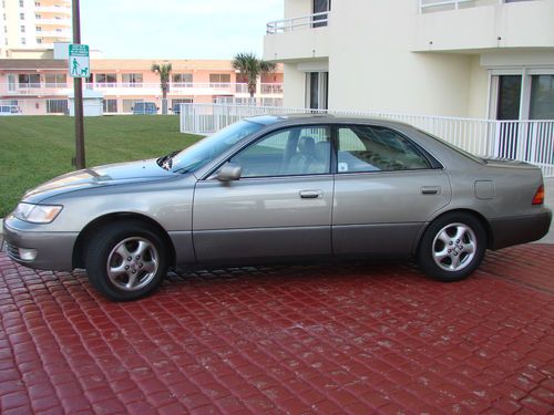 1997 lexus es300 base sedan 4-door 3.0l no reserve