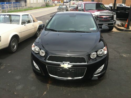Sonic RS 2013 Chevrolet Sonic RS Hatchback 4-Door 1.4L Turbo Auto 5 Yr Warranty, image 3