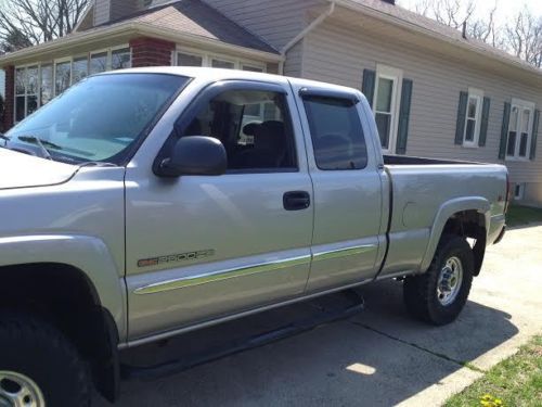 2004 gmc 2500 hd 4x4 extended cab 6.0l gas