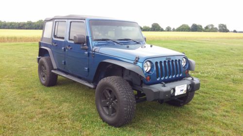 2009 jeep wrangler unlimited x sport utility 4-door 3.8l dual tops