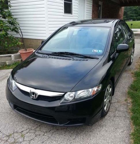 2009 honda civic lx sedan 4-door 1.8l  a/t 1.8l 69k miles exc