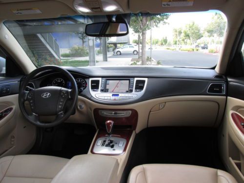 2012 Hyundai Genesis Nav Leathr MnRoof BkupCam Htdseats Blutooth PremSound 22Kmi, US $18,900.00, image 3