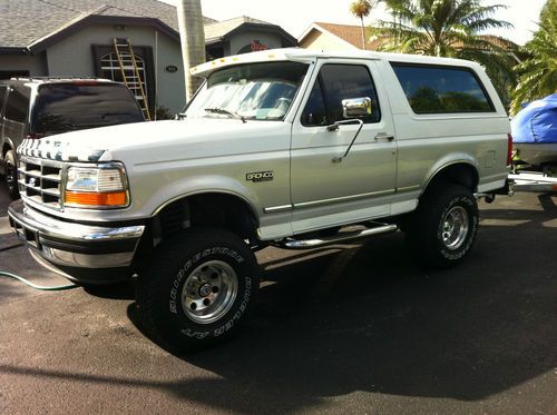 1996 ford bronco xlt sport sport utility 2-door 5.0l