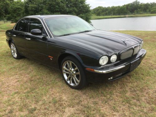 Jaguar xjr 2004 no reserve