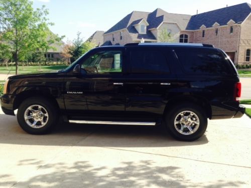 2005 cadillac escalade (black / tan) excellent condition