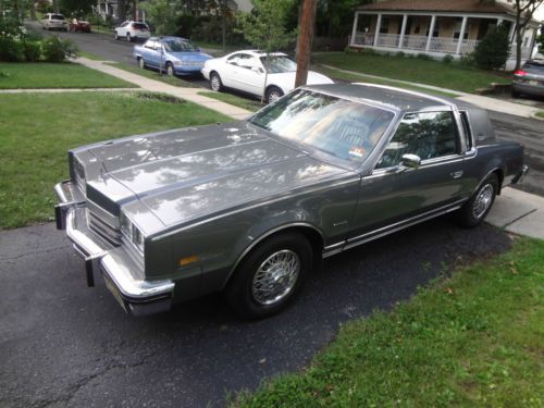 1985 oldsmobile toronado brougham caliente