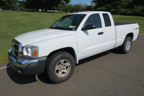 2005 dodge dakota slt crew cab pickup 4-door 3.7l