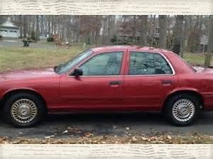 2000 ford crown victoria base sedan 4-door 4.6l