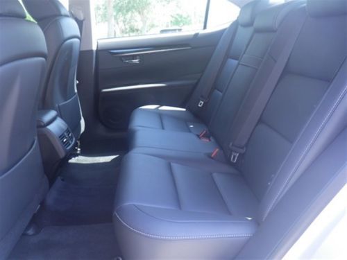 Base 3.5L Bluetooth Signal mirrors - Turn signal in mirrors Rear defogger, image 12