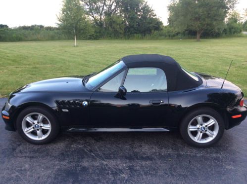 2002 bmw z3 roadster convertible, 2.5l, black on black, 5 spd, 81k, w/warranty!