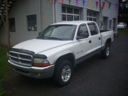 2001 dodge dakota quad cab 4 whl dr pickup truck