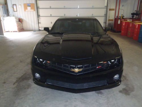 2012 chevrolet camaro ss coupe 2-door 6.2l