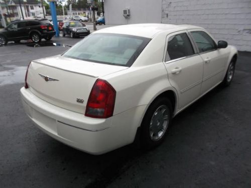 2006 chrysler 300 touring