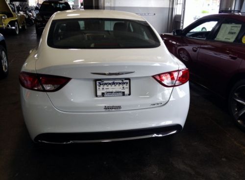 2015 chrysler 200 limited