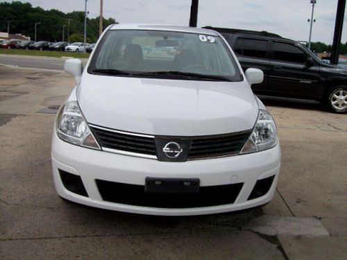 2009 nissan versa 1.8 s