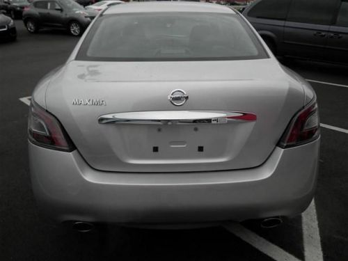 2014 nissan maxima s
