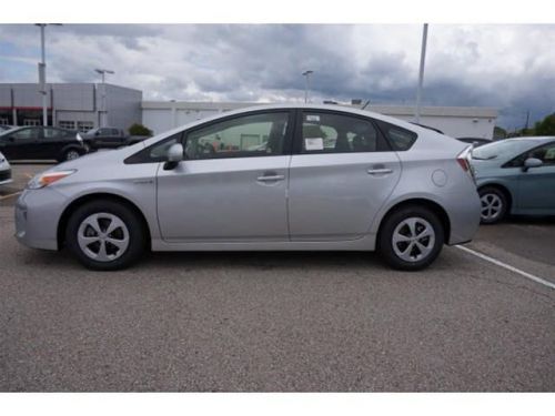 2014 toyota prius two