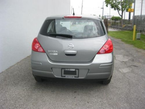 2012 nissan versa 1.8 s