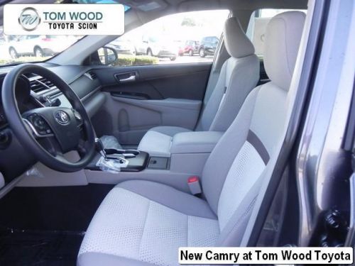 2014 toyota camry le