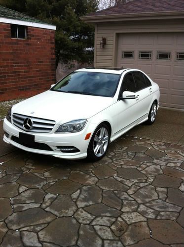 2011 mercedes-benz c300 4matic sport sedan 4-door 3.0l