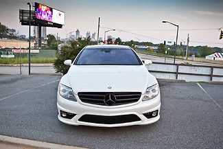 2009 white 5.5l v8!