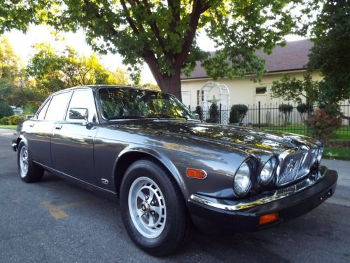 Gorgeous v12 survivor 1988 jaguar xj12 vanden plas v12 79k actual miles rare !!