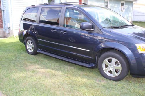 Dodge : Grand Caravan SXT Mini Passenger Van 4-Door Original Owner!!, image 2