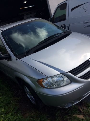 2007 dodge grand caravan sxt mini passenger van 4-door 3.8l