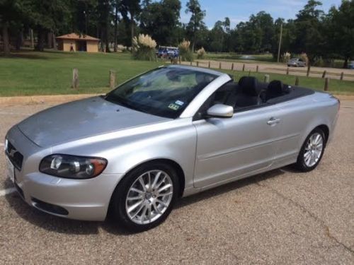 2007 volvo c70 t5, hardtop convertable, one owner, like new