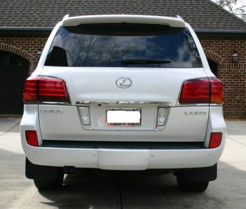 Lexus LX570 white pearl, image 2