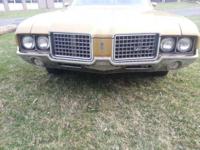 Oldsmobile cutlass base 2 door coupe