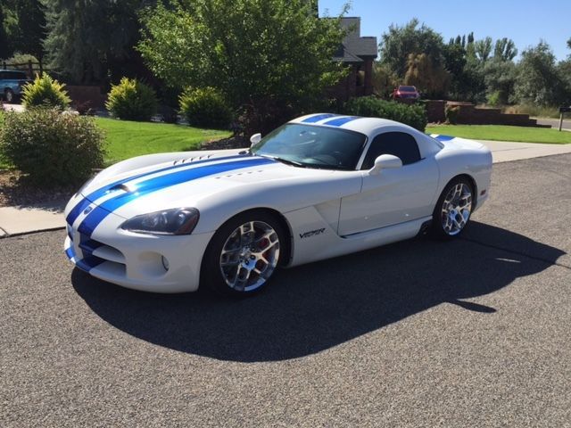 2006 dodge viper