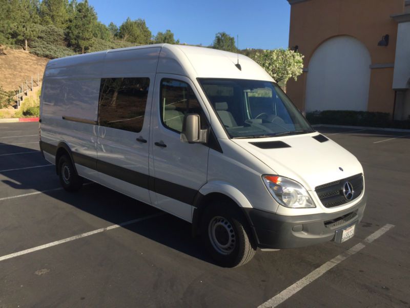 2011 mercedes-benz sprinter van 170