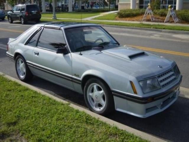 1982 - ford - mustang - gasoline