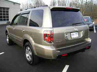 EX-L SUV 3.5L Leather Sunroof CD AWD 7 Speakers AM/FM radio Air Conditioning, image 3