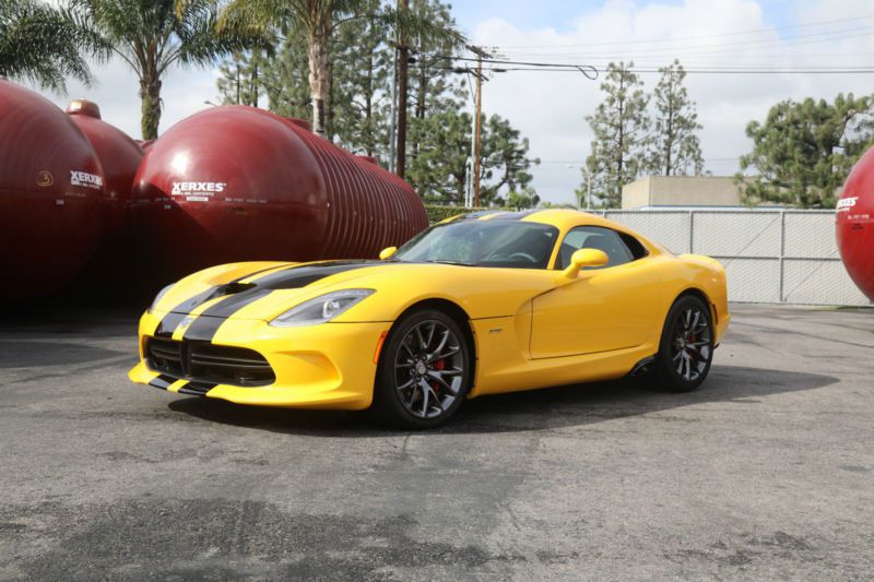 2013 dodge viper gts