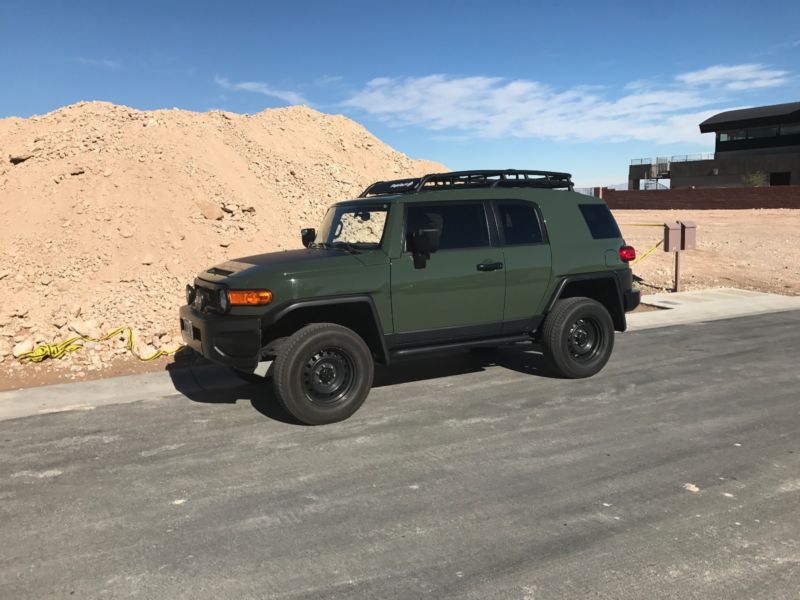 2011 toyota fj cruiser 4wd at