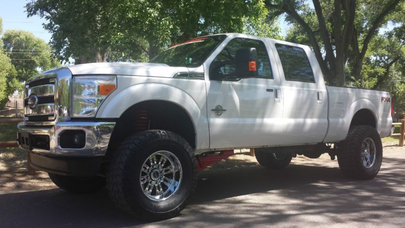 2012 ford f-350 crew cab short bed