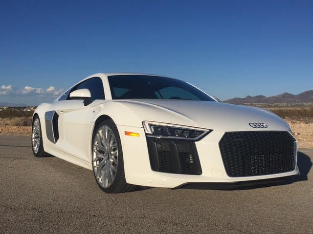 2017 audi r8 5.2 quattro v10